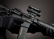 AYX体育赛事-足球场上的地缘寓言，乌克兰制霸伊朗，坎特在年度焦点之战接管比赛