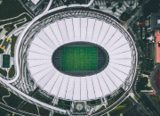 AYXapp下载-赛道与绿茵的交汇，内马尔在F1街道赛之夜的统治级表演