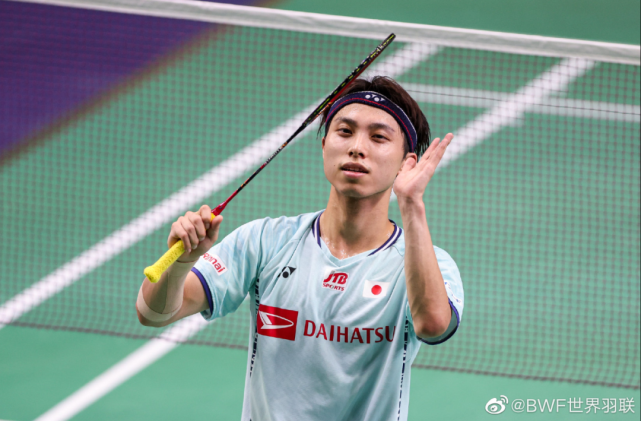 印度羽毛球队鏖战泰国羽毛球队，安赛龙三分雨点燃全场