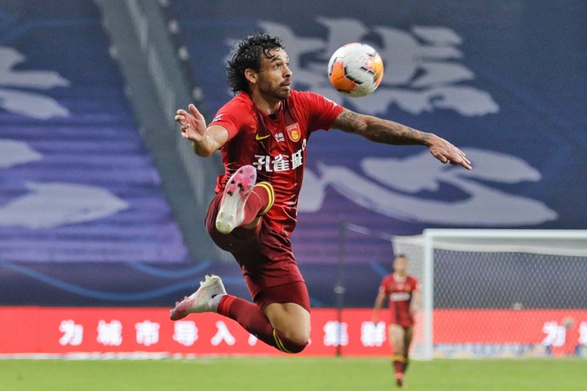 天津泰达取得连胜，壮大实力