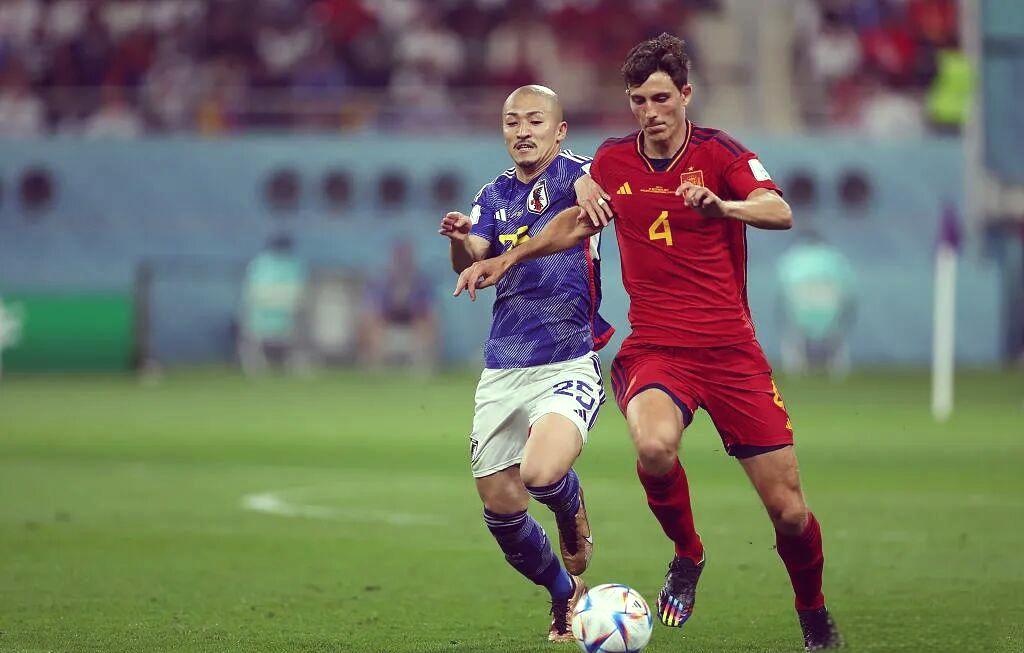 西班牙以-击败摩洛哥，取得一场大胜