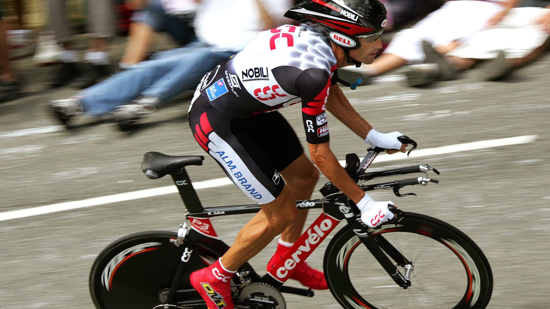 杜兰特引领骑士节奏革命，跨洋争冠力克广东启示录